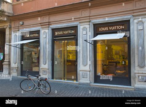 where is the louis vuitton in rome|louis vuitton rome prices.